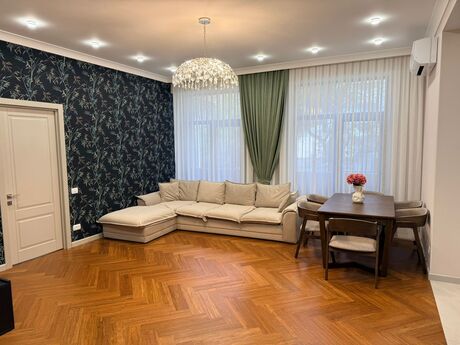 3 otaqlı yeni tikili - Nəsimi r. - 126 m²
