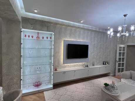 3 otaqlı yeni tikili - Bakıxanov q. - 112 m²