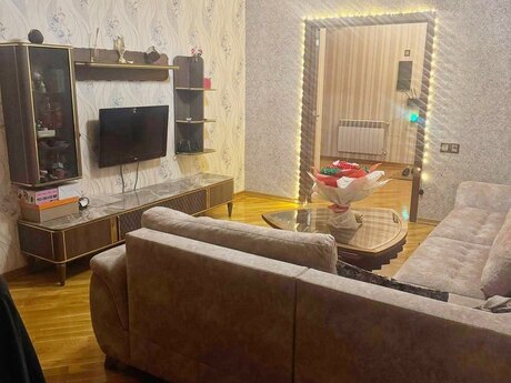 Elan №5876502 - Bakı, Həzi Aslanov m., 3 otaqlı, 98 m², 13/17 mərtəbə