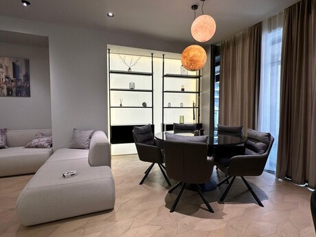 3-комн. новостройка - м. 8 ноября - 148 м²