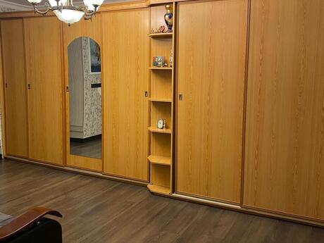4 otaqlı köhnə tikili - Nəriman Nərimanov m. - 105 m²