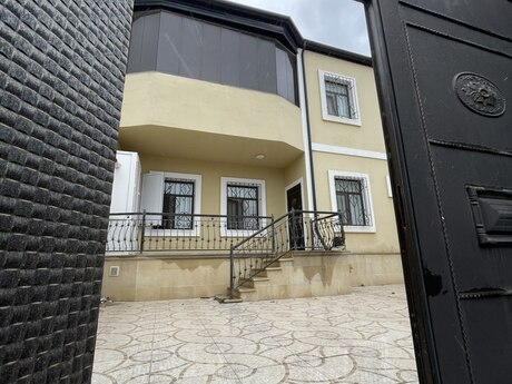 6 otaqlı həyət evi/bağ evi - Bayıl q. - 250 m²