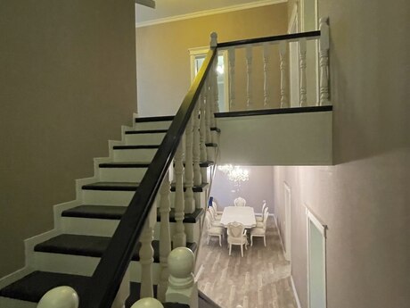 6 otaqlı həyət evi/bağ evi - Bayıl q. - 250 m²