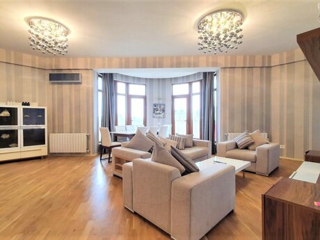3 otaqlı yeni tikili - 28 May m. - 120 m²