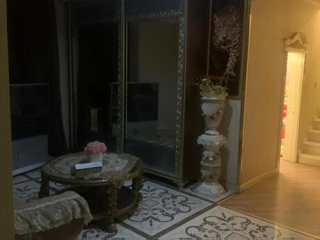 House with Garden, Villa For Sale