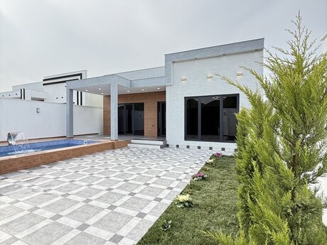 4 otaqlı həyət evi/bağ evi - Şüvəlan q. - 160 m²
