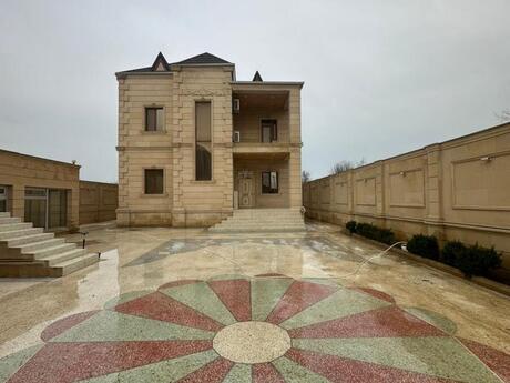 7 otaqlı həyət evi/bağ evi - Fatmayı q. - 360 m²