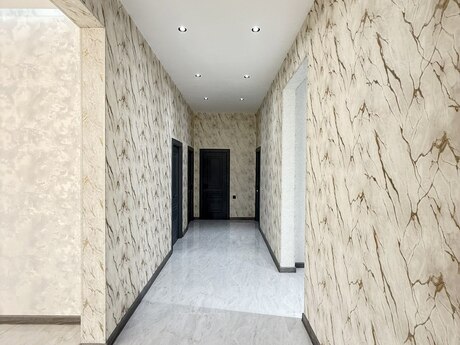 House with Garden, Villa For Sale