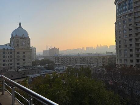 4 otaqlı yeni tikili - Nizami m. - 146 m²