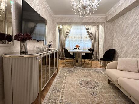 Elan №5877950 - Bakı, Nərimanov r., 2 otaqlı, 70 m², 7/9 mərtəbə