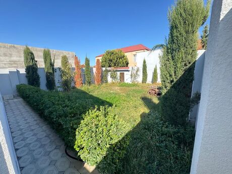 4 otaqlı həyət evi/bağ evi - Mərdəkan q. - 180 m²