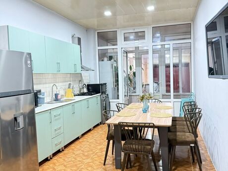3 otaqlı həyət evi/bağ evi - Badamdar q. - 90 m²