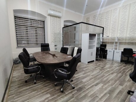 Объявление №5869305 - Баку, м. Ичеришехер, 3-комн., 125 м²