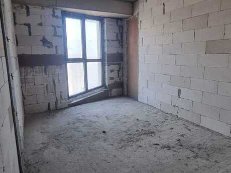 4 otaqlı yeni tikili - Bayıl q. - 164 m²