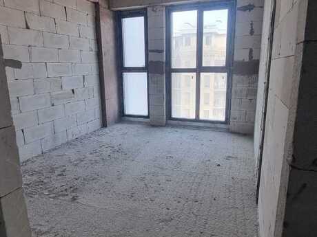 4 otaqlı yeni tikili - Bayıl q. - 164 m²