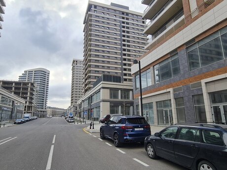 Obyekt - Ağ şəhər q. - 840 m²
