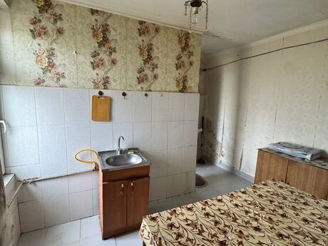 1 otaqlı köhnə tikili - Qara Qarayev m. - 21 m²