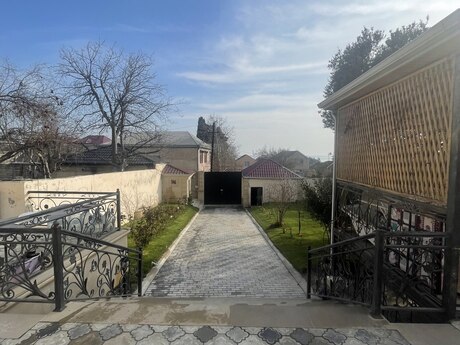 8 otaqlı həyət evi/bağ evi - Həzi Aslanov q. - 420 m²