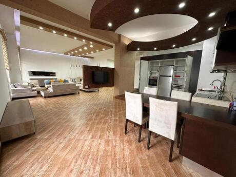 4-комн. новостройка - м. Низами - 230 м²
