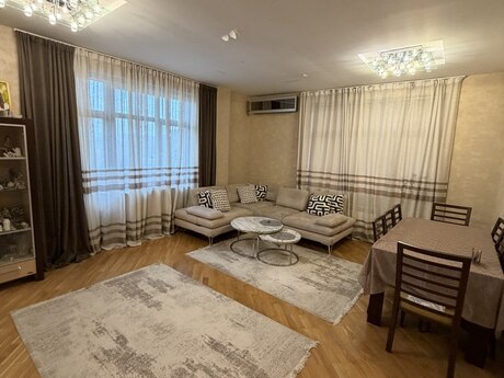 Elan №5878627 - Bakı, Elmlər Akademiyası m., 3 otaqlı, 108 m², 16/18 mərtəbə