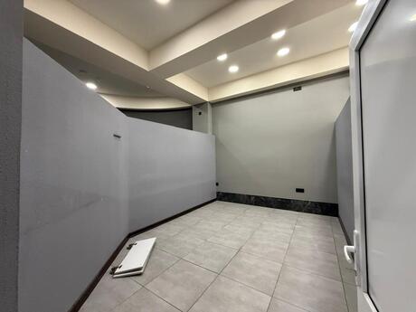 Obyekt - Elmlər Akademiyası m. - 120 m²