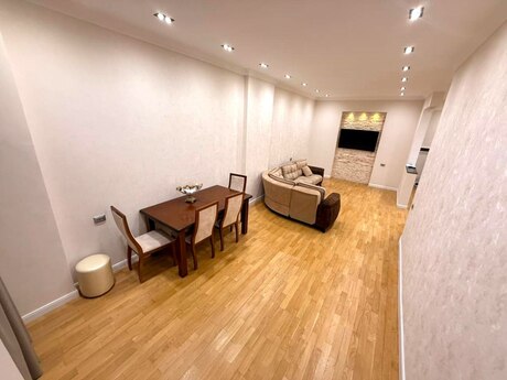 4 otaqlı yeni tikili - Nəsimi r. - 175 m²