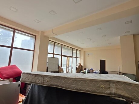 Obyekt - Şah İsmayıl Xətai m. - 115 m²