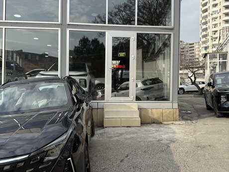 Obyekt - 8 Noyabr m. - 200 m²