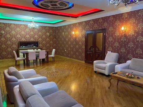 9 otaqlı həyət evi/bağ evi - Səbail r. - 450 m²