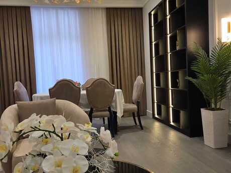 4 otaqlı yeni tikili - Ağ şəhər q. - 145 m²