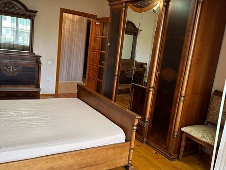 Nəriman Nərimanovda 3 otaqlı köhnə tikili mənzil kirayə verilir, 90 m², 850 AZN/ay, şəkil 3 / 12