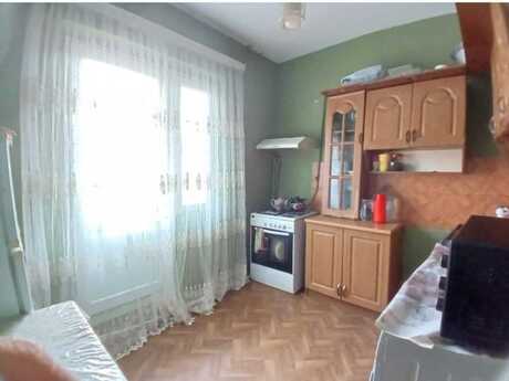 3 otaqlı köhnə tikili - Xalqlar Dostluğu m. - 80 m²