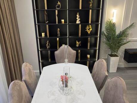 4 otaqlı yeni tikili - Ağ şəhər q. - 145 m²