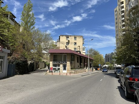 Elan №5880254 - Bakı, Elmlər Akademiyası m., 104 m²