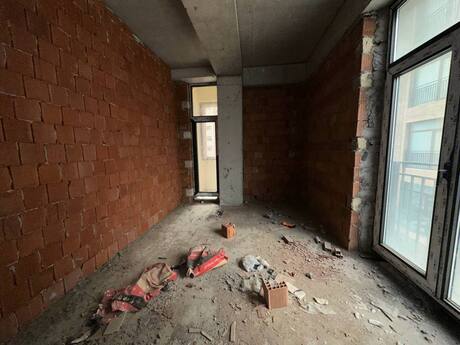 4 otaqlı yeni tikili - Nizami m. - 156.7 m²
