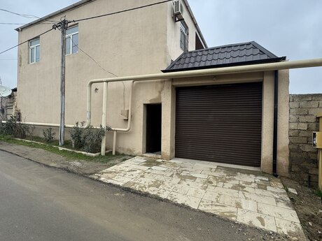 5 otaqlı həyət evi/bağ evi - Bülbülə q. - 185 m²