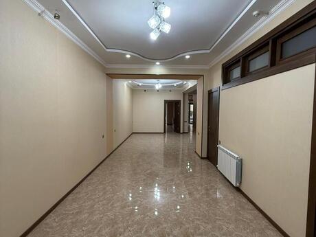 Объявление №5880783 - Баку, м. Низами, 5-комн., 170 м²