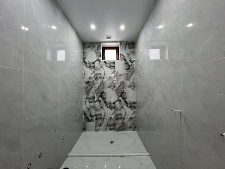 House with Garden, Villa For Sale