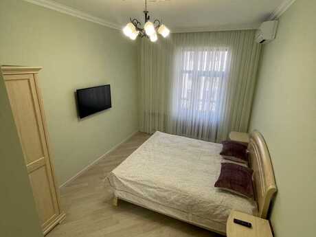 3 otaqlı köhnə tikili - 28 May m. - 100 m²