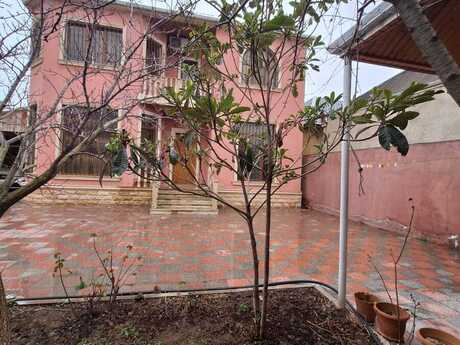 5 otaqlı həyət evi/bağ evi - Zabrat q. - 200 m²