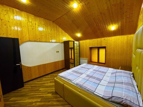 7 otaqlı həyət evi/bağ evi - Quba - 555 m²