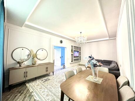 6 otaqlı həyət evi/bağ evi - Ramana q. - 240 m²