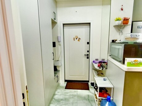 2-комн. новостройка - м. Кара Караев - 60 м²