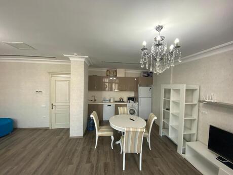 Kirayə 2 otaqlı mənzil, 89 m², İnşaatçılar: 1 700 ₼/ay 4