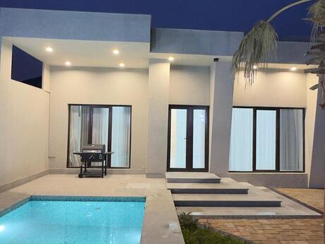 4 otaqlı həyət evi/bağ evi - Mərdəkan q. - 180 m²