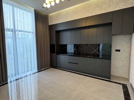 5 otaqlı həyət evi/bağ evi - Şüvəlan q. - 220 m²