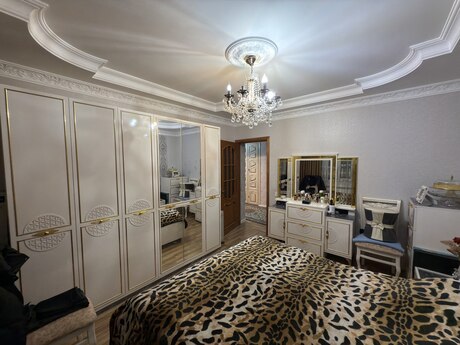 4 otaqlı köhnə tikili - Xalqlar Dostluğu m. - 105 m²