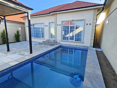 4 otaqlı həyət evi/bağ evi - Şüvəlan q. - 150 m²