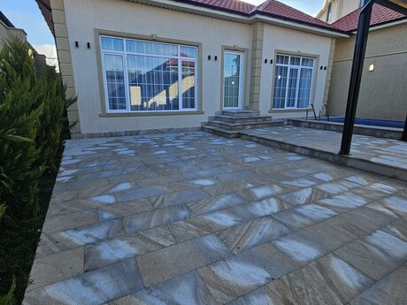 4 otaqlı həyət evi/bağ evi - Şüvəlan q. - 150 m²