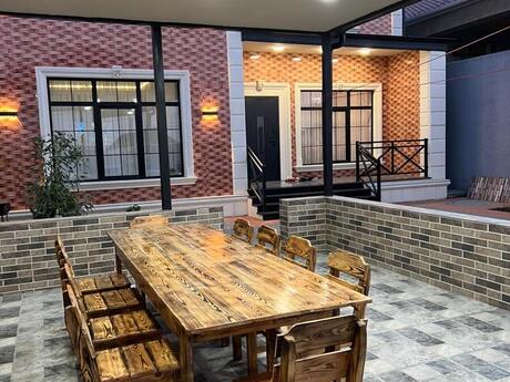 6 otaqlı həyət evi/bağ evi - Hökməli q. - 280 m²